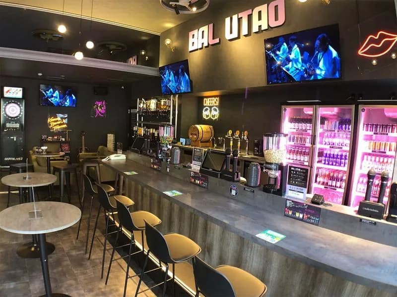 BAL UTAO 錦本店の会場内観