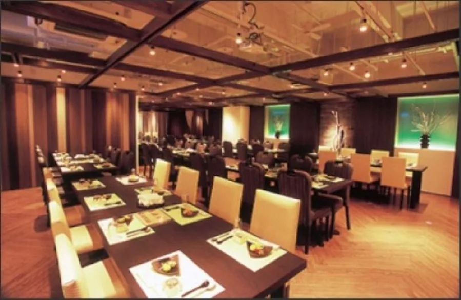 クワン栄店の会場内観